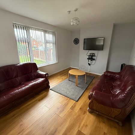 Cosy Home Near Nec, Bhx Bullring & Solihull Бирмингем Экстерьер фото
